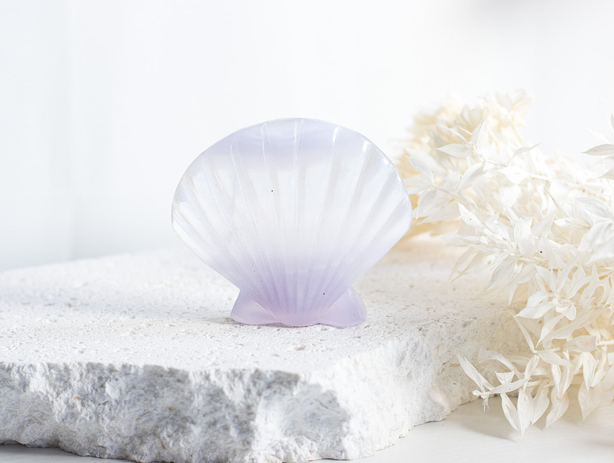 Lavender Fluorite Mermaid Clam