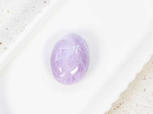 Kunzite Palmstone 46g