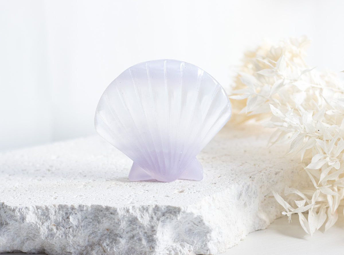 Lavender Fluorite Mermaid Clam