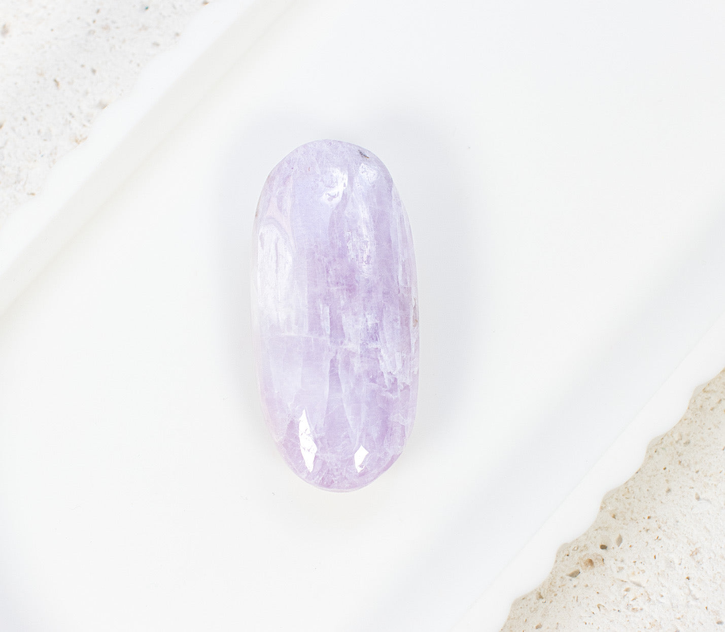 Kunzite Palmstone 39g