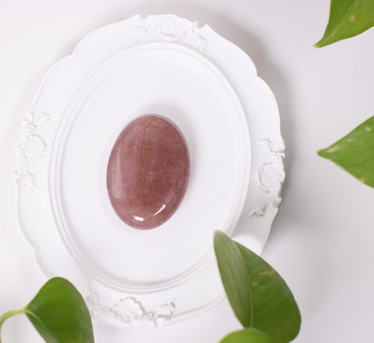 Strawberry Quartz Palmstone