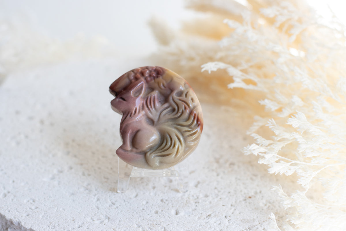Mongolian Alashan Nine-Tailed Fox Moon Carving