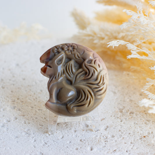 Mongolian Alashan Nine-Tailed Fox Moon Carving