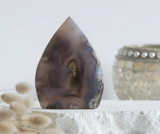 Black Flower Agate Flame