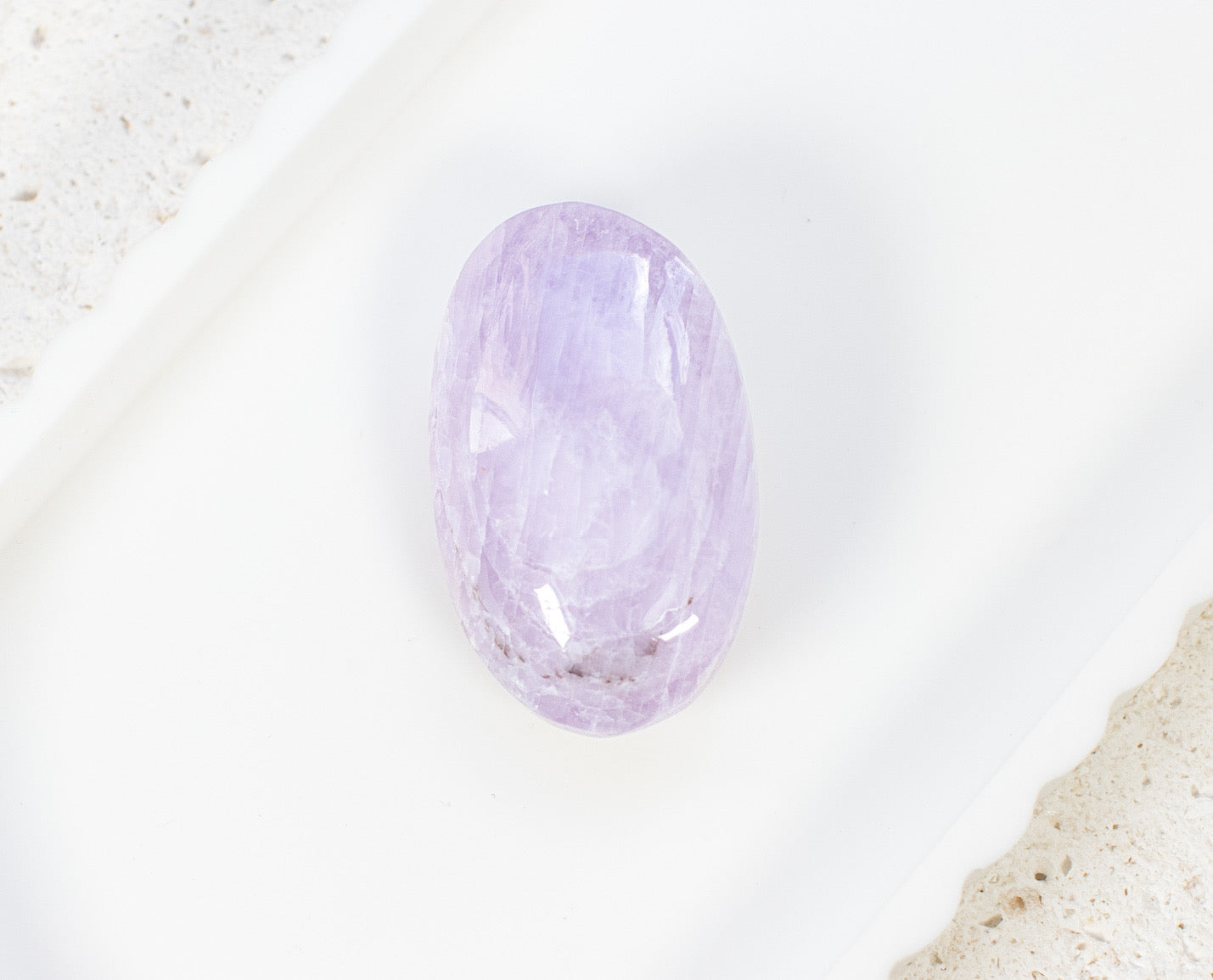 Kunzite Palmstone 57g
