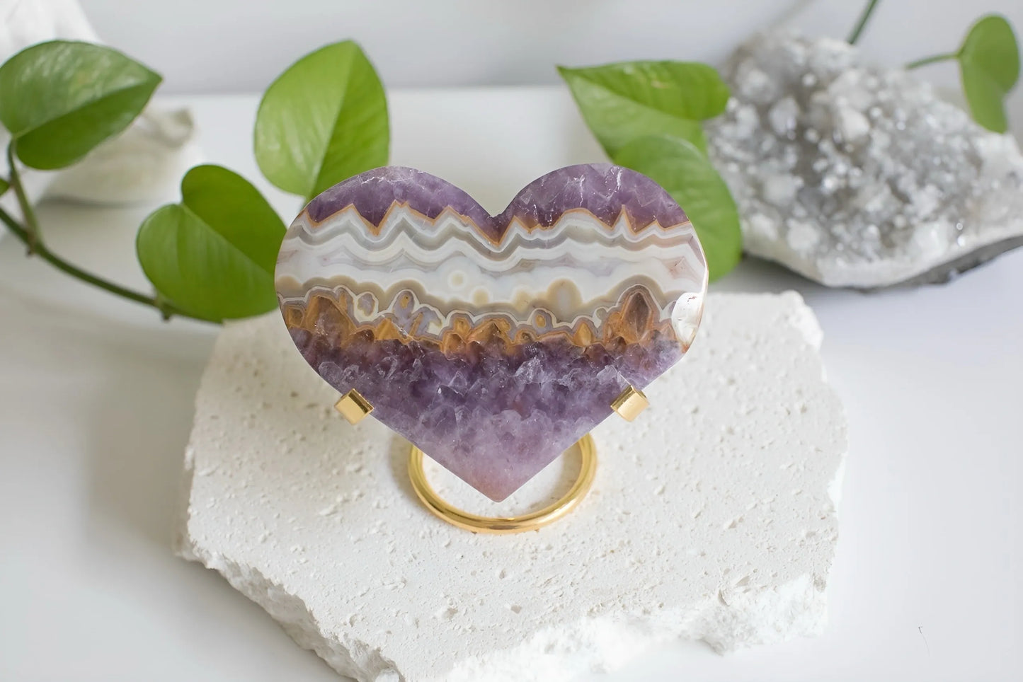 Amethyst Agate Heart - Free gold stand