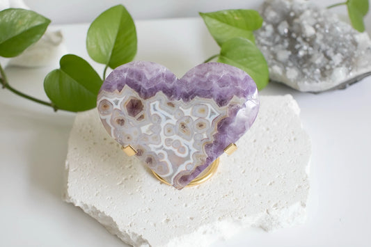 Amethyst Agate Heart - Free gold stand