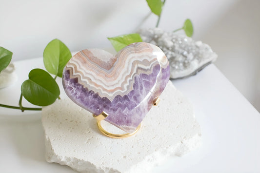 Amethyst Agate Heart - Free gold stand