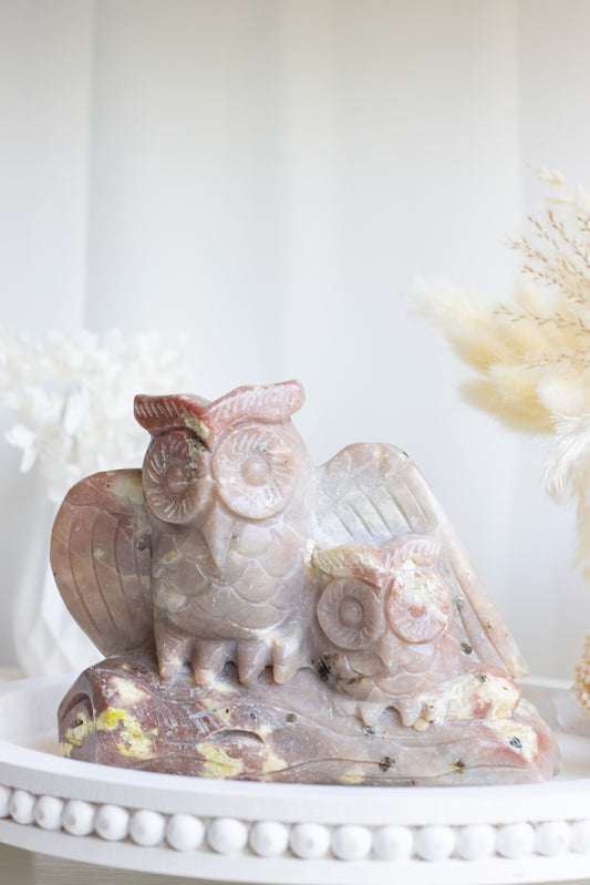 Peach Blossom Stone Owl Family Carving